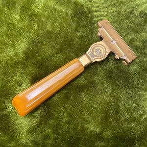Vintage Razor